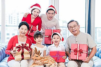 《胜利女神》联动EVA第二弹公开 白制服明日香登场